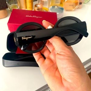 Salvatore Ferragamo Sun Glasses very good condition